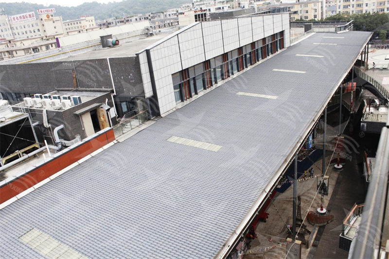 蓋工業廠房必看！彩鋼瓦vs.樹脂瓦，哪個更耐用？